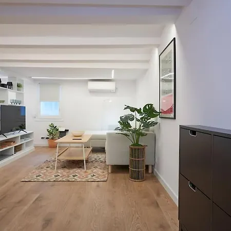 아파트 Stylish Eixample Apartment Near Francesc Macia