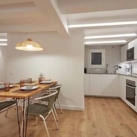 아파트 Stylish Eixample Apartment Near Francesc Macia